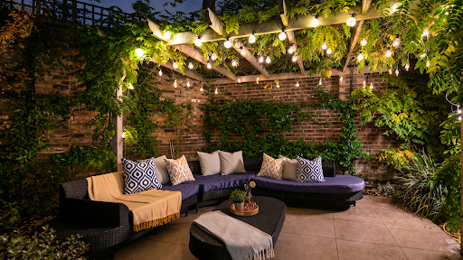 Instructions to Install Outdoor Wall Lighting for Beauty and Function