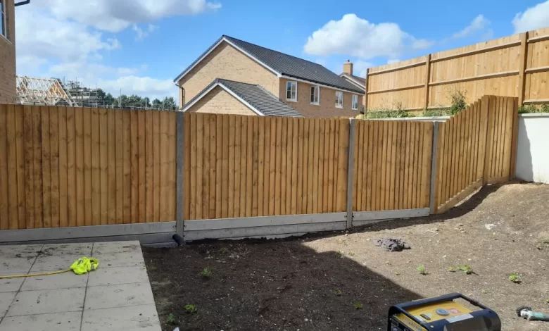 Why You Should Consider a Feather Edge Fence for Your Home